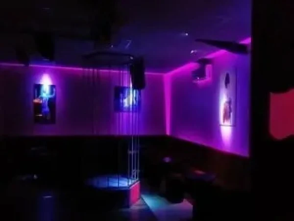 The New Gatehouse Bolton atmosphere
