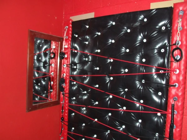 Pandoras Swingers Club in Leeds