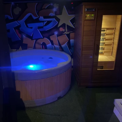 GGS Lounge - Erotic Massage in Liverpool, United Kingdom