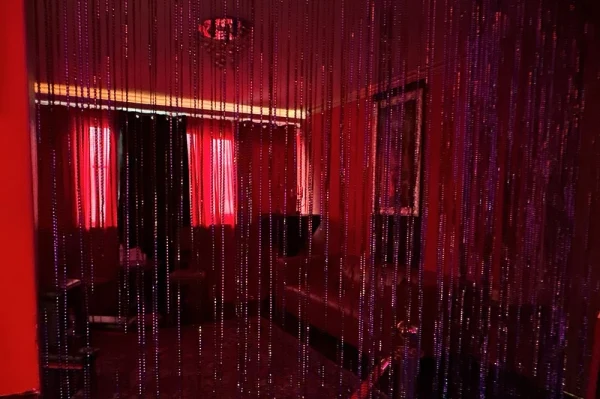 Discover Swingers and Sinners