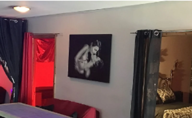 The Annex Club ambiance