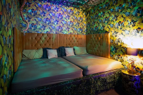 Penthouse Playrooms atmosphere