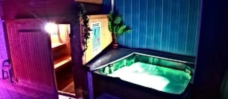 Inside Flamingos Swingers Club