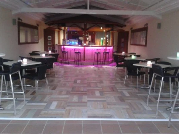Discover La Mirage Swingers