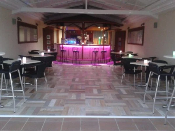 Discover La Mirage Swingers