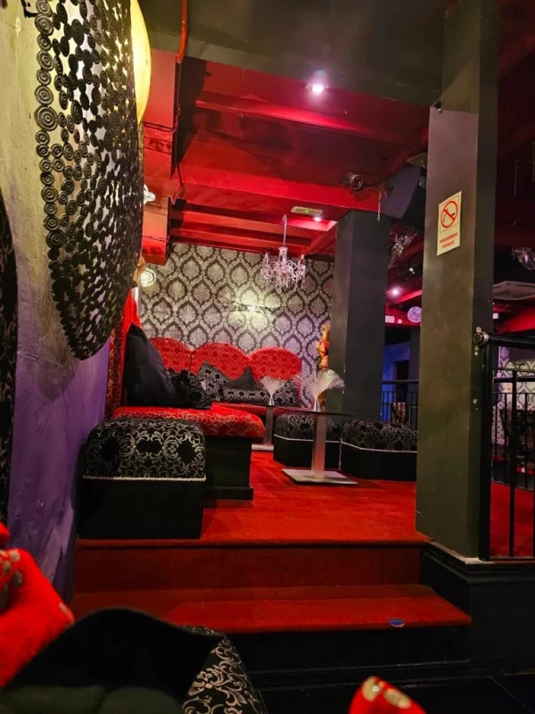 Club Mystique Tenerife atmosphere
