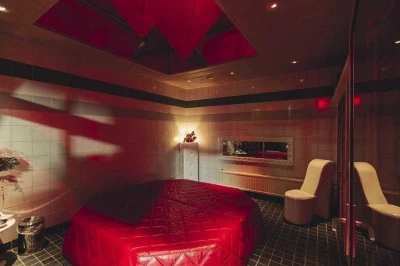 Club Paradise - Erotic Massage in Amsterdam, Netherlands
