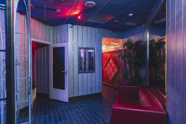Discover Club Paradise