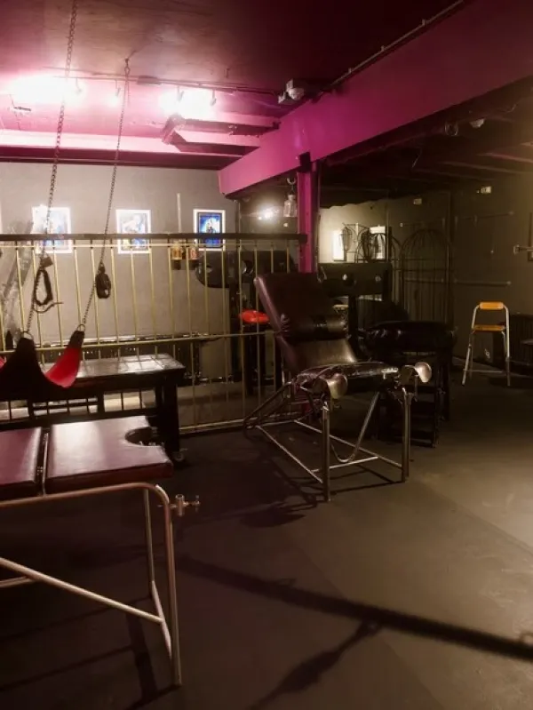 Club Showboat experience
