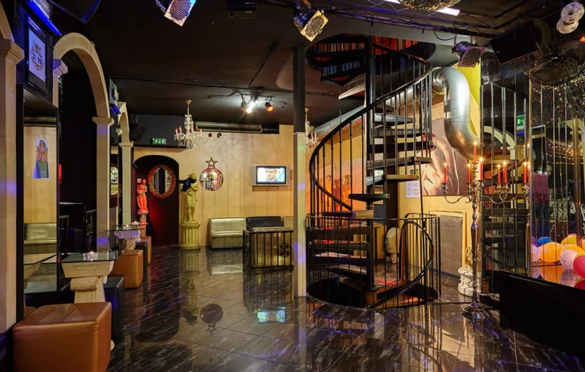 La Divina club Milano - Swinger club in Milan