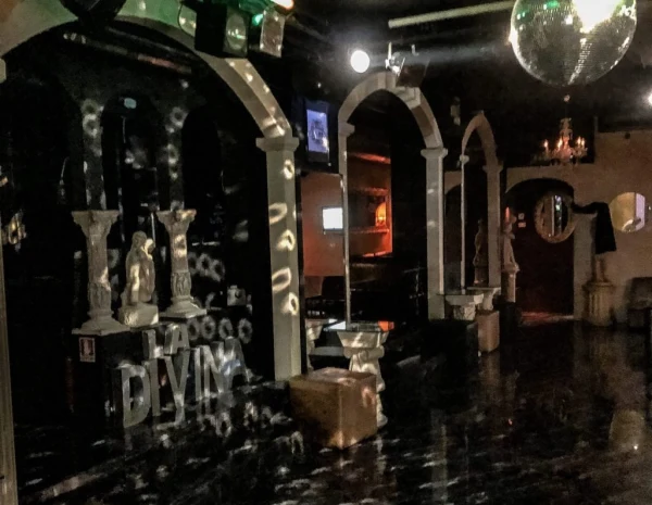 La Divina club Milano photo gallery