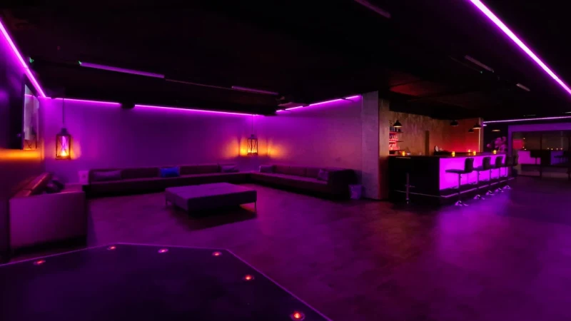 Cruising Worlds Volketswil ambiance