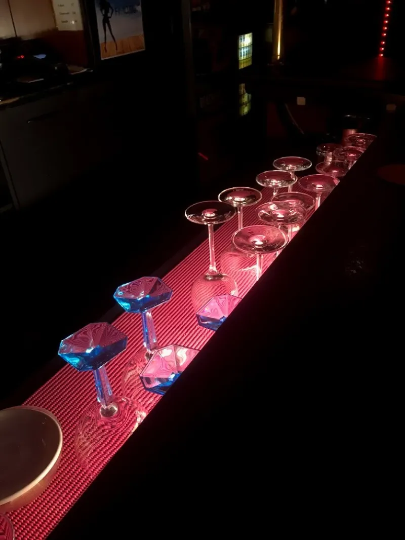 Bermuda Bar ambiance