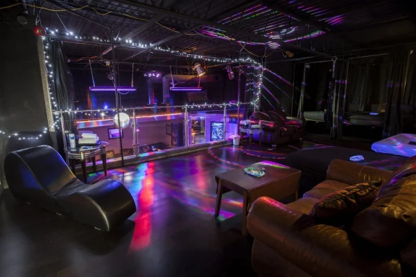 NYX Lounge experience