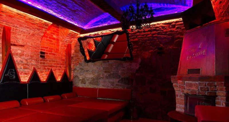 Club Luxuria - Interior view