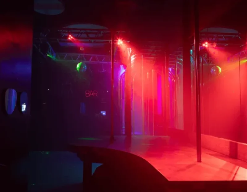 Club 2a2 - Interior view