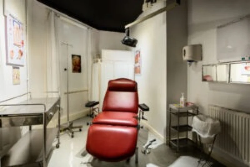 Inside Townhouse Club