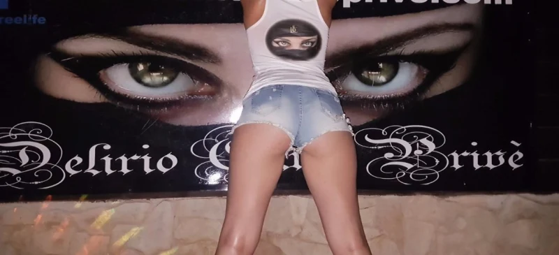 Inside Delirio Club