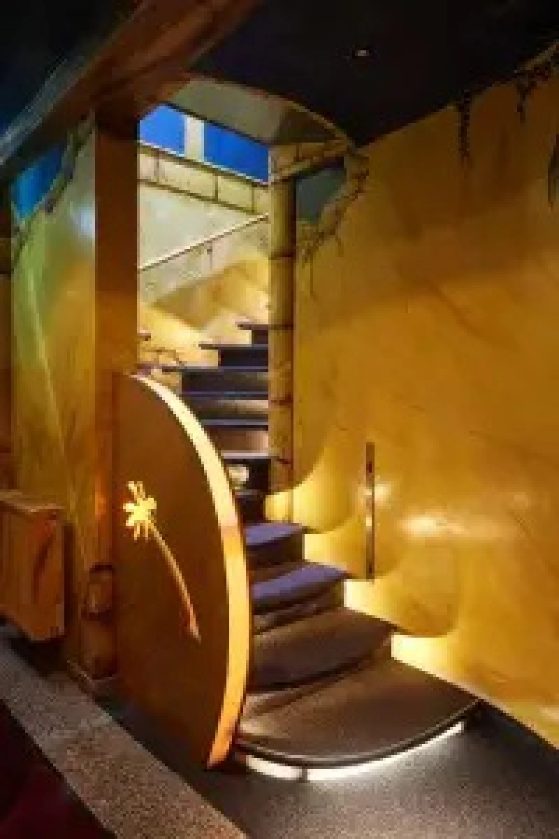 Pendulum club Texas ambiance