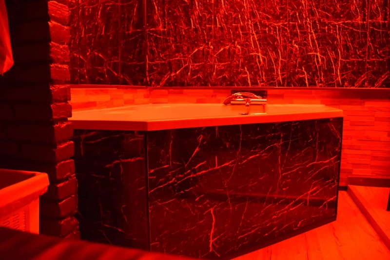Inside Club Lebaron