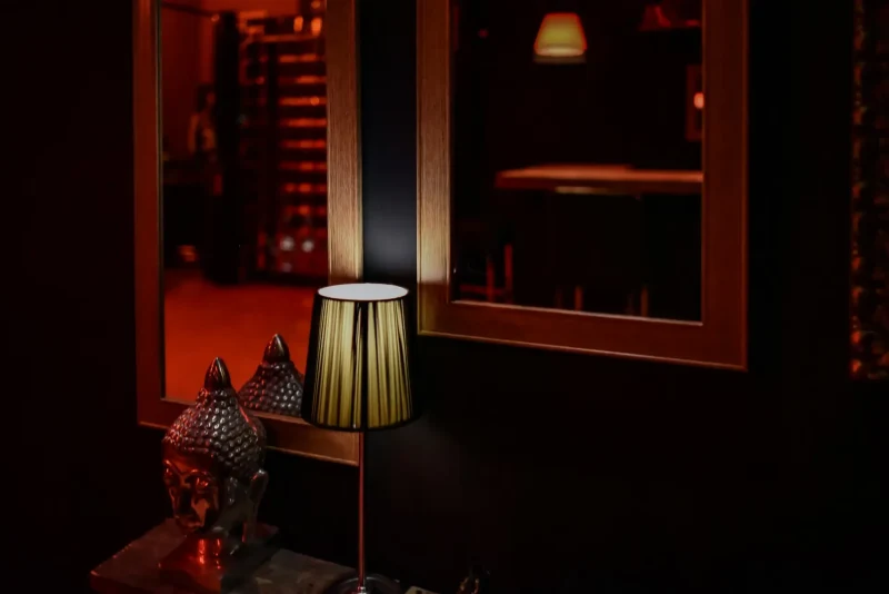 Inside Oncloud Swinger Club