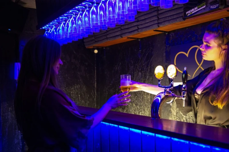 Club Eclaire - Interior view
