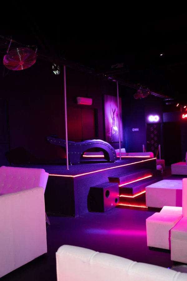Scarlett Luxury interior
