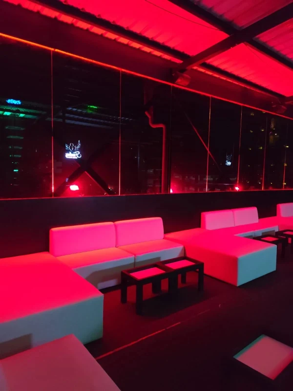 Club Swinger Fantasy atmosphere