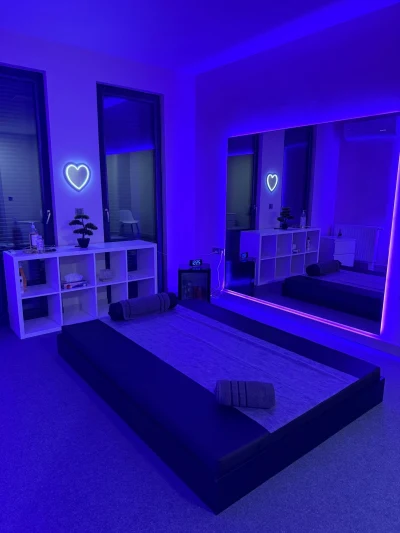 LUXORA MASSAGE - Erotic Massage in Budapest, Hungary