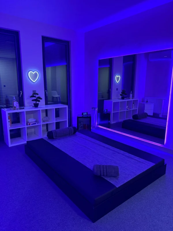 LUXORA MASSAGE photo gallery