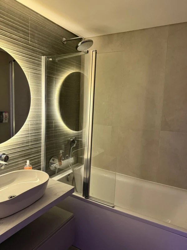 LUXORA MASSAGE photo gallery