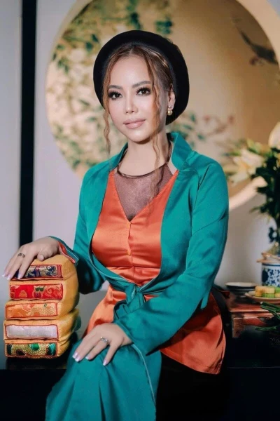 Kim's Tavern - Gentlemen's Club in Ho Chi Minh City, Vietnam