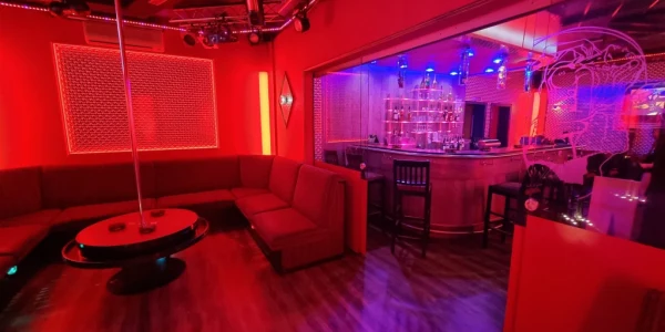 Club 2000 interior
