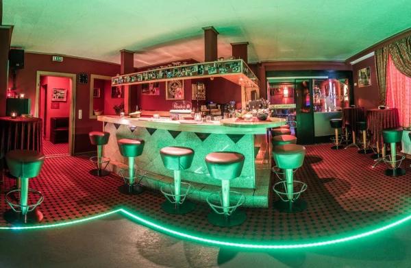 Swingerpark Extra 3 interior