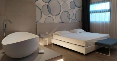 Oxygen Lifestyle Hotel - Swinger Club in Rimini, Italy