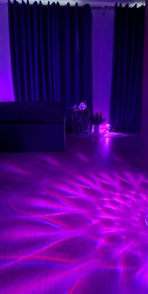 Discover Velvet
