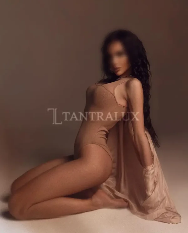 Maya Latina photo gallery