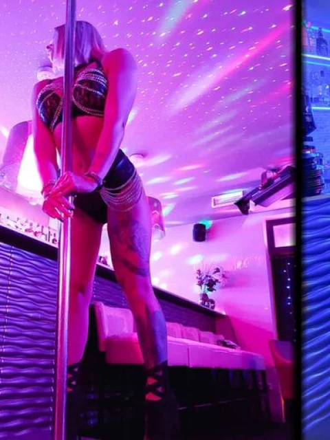Mambo Club, список мужских клубов в Будапеште