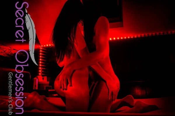 Secret Obsession atmosphere