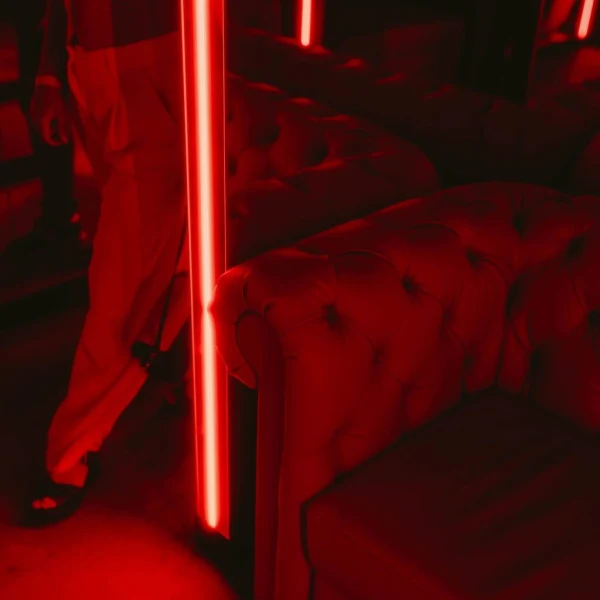 Discover Red Line Club
