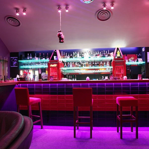 Discover Nocni Klub Metro