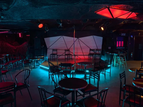 klub kave in Ontario