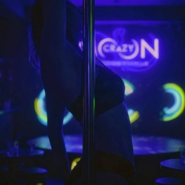 Crazy Moon Laval venue