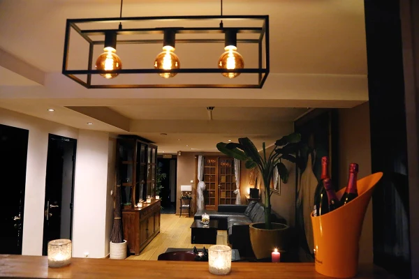 Clara Moore interior