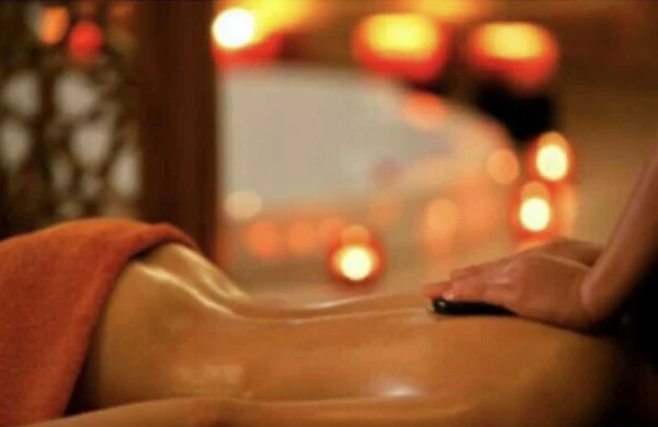 Gallery image - Buda Massage