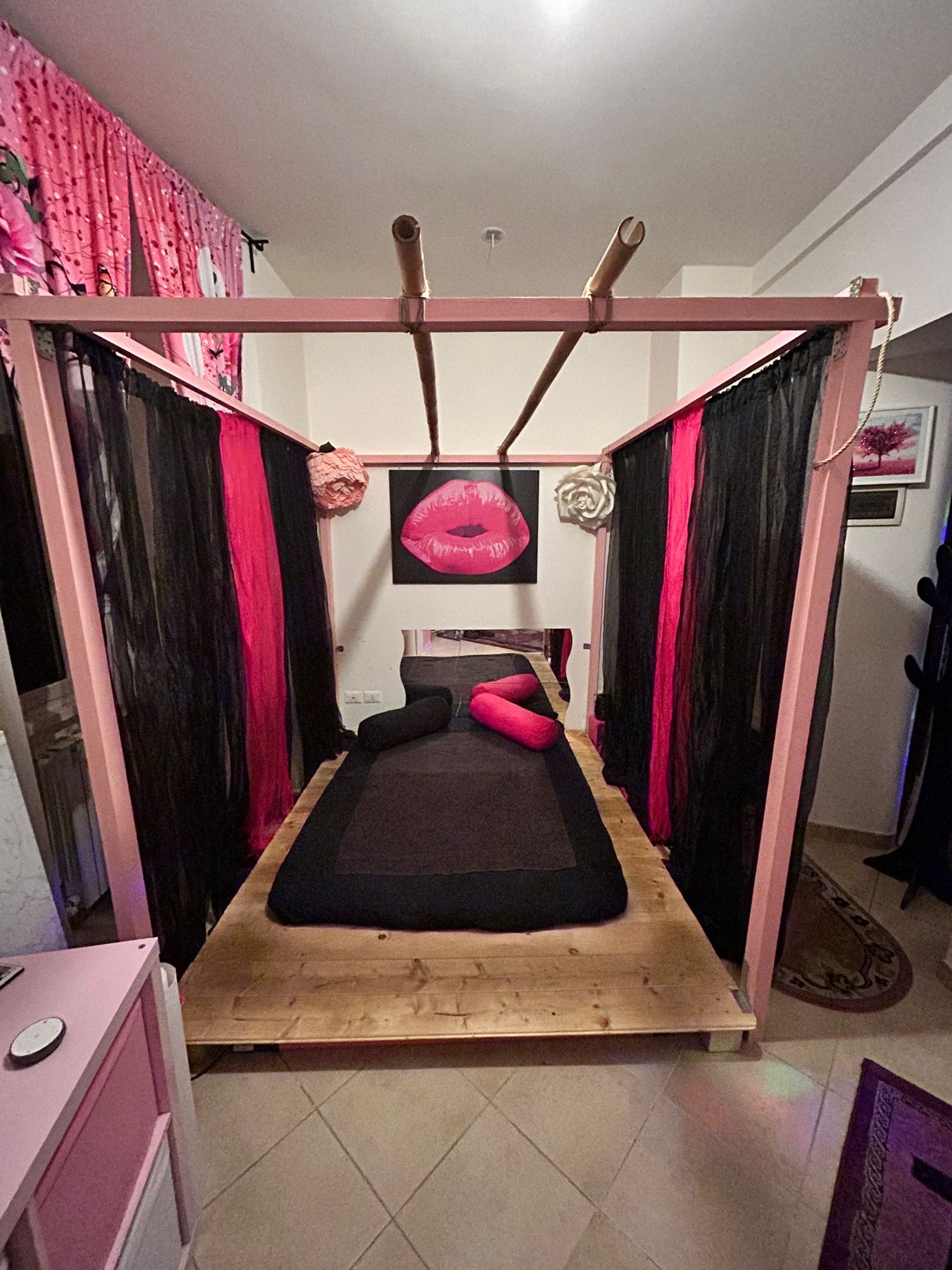 Infinity Massaggi Erotic massage in Rome - Main venue photo showing interior and ambiance