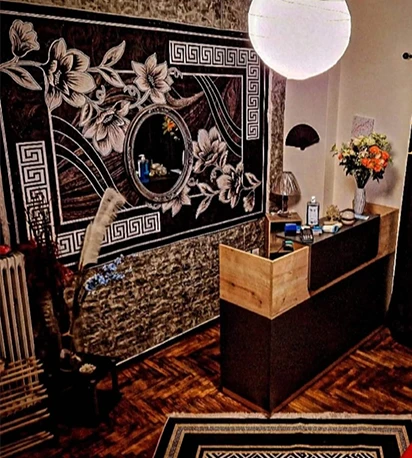 Mansion Escape Massage - Erotic Massage in Athens, Greece - Photo 2