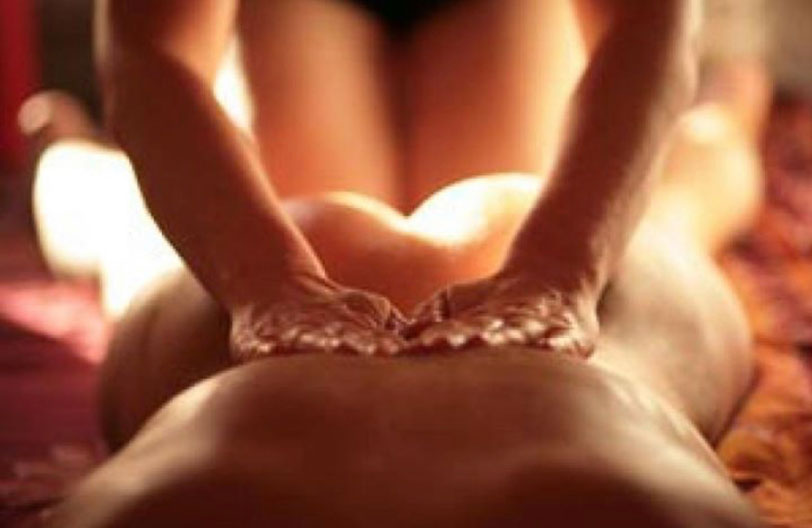Erotic massage GIF — Buda Massage