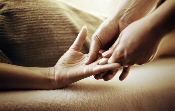 Erotic massage GIF — Mary Hash