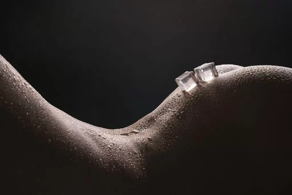 Aisha Massage - Gentlemen's Club in Rochester, United Kingdom - Photo 6